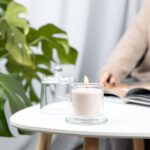 Ароматическая свеча Elven, гиацинт и древесина груши — 8 марта с логотипом