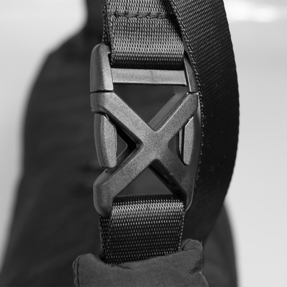Сумка нейлоновая Messenger Bag Comfort Travel, чёрная — Сумки женские с логотипом
