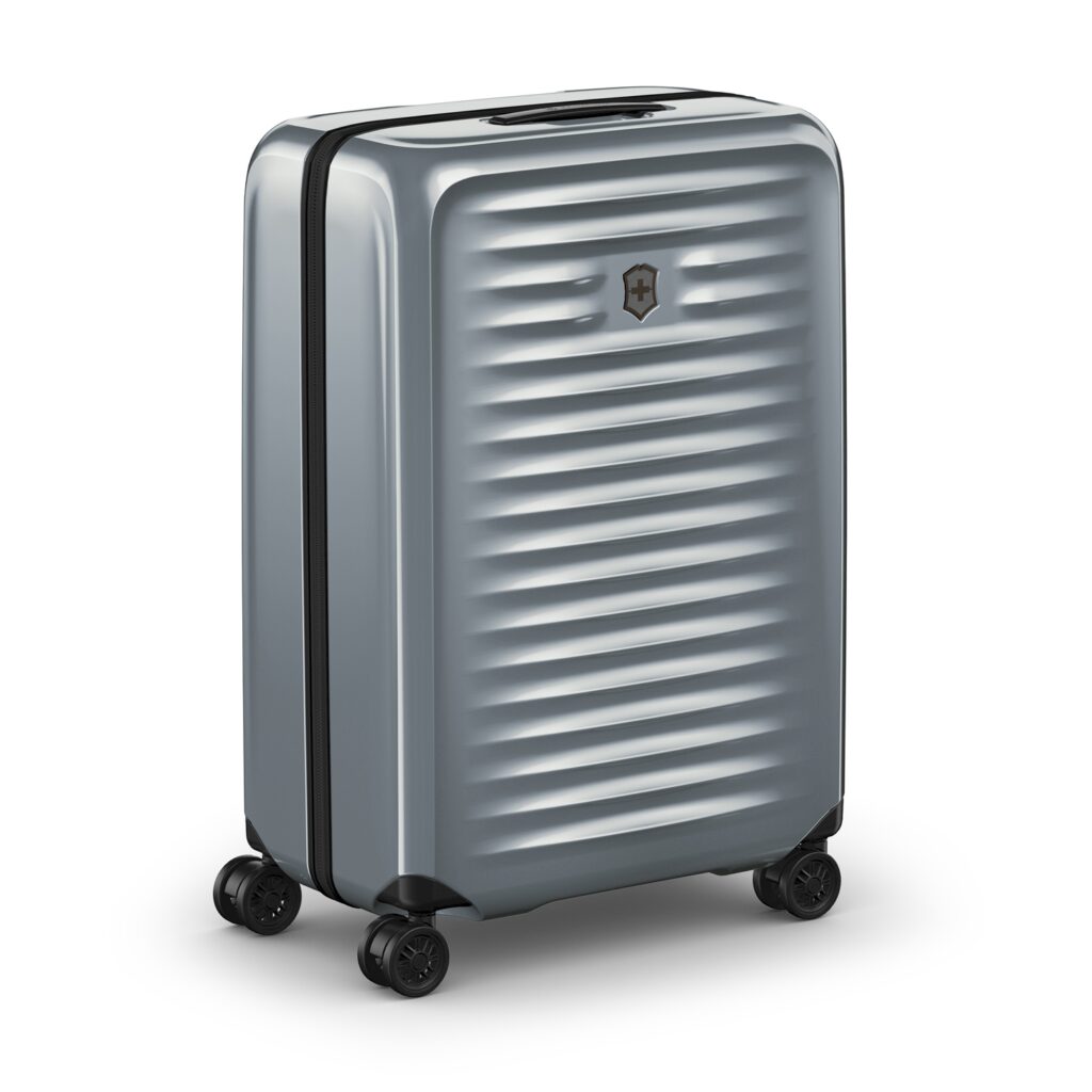 Чемодан VICTORINOX Airox, серебристый, 100% поликарбонат Makrolon, 46x29x69 см, 74 л — Сумки женские с логотипом
