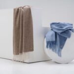 Палантин Gorgeous, голубой — 8 марта с логотипом